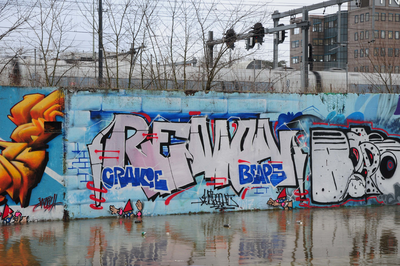 836520 Afbeelding van graffiti op een muur van het skatepark De Yard (terrein van het voormalige Expeditieknooppunt van ...